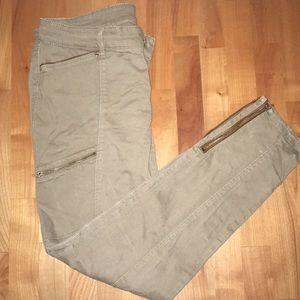 WHBM Skimmer Khaki Pants
